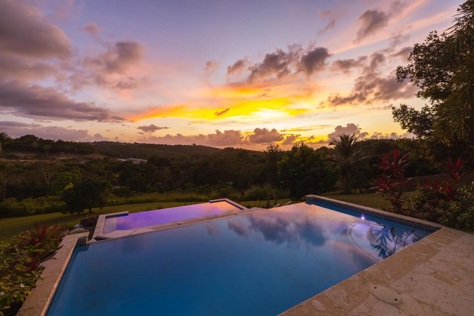 Rincon View Suites Matias エクステリア 写真